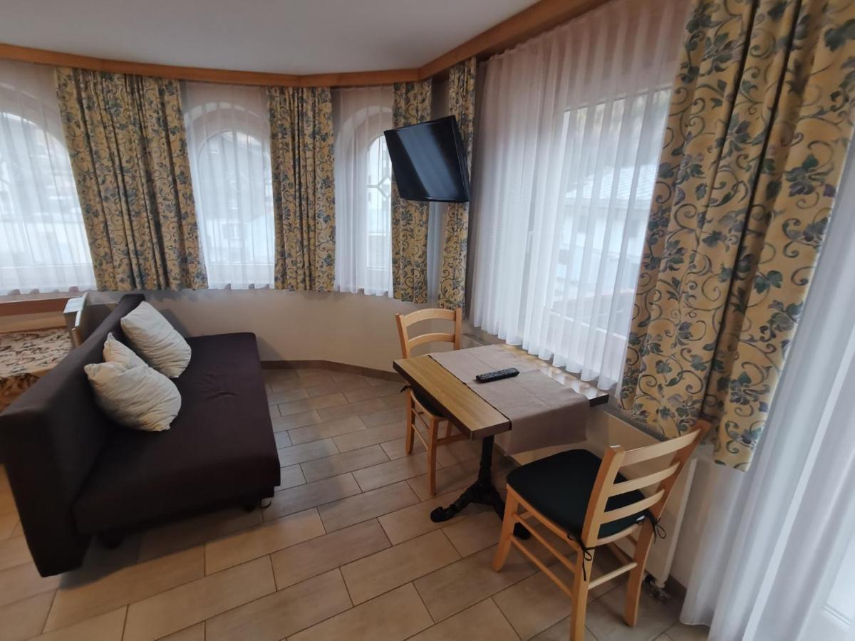Moonlight Hotel Saas-Grund Ngoại thất bức ảnh